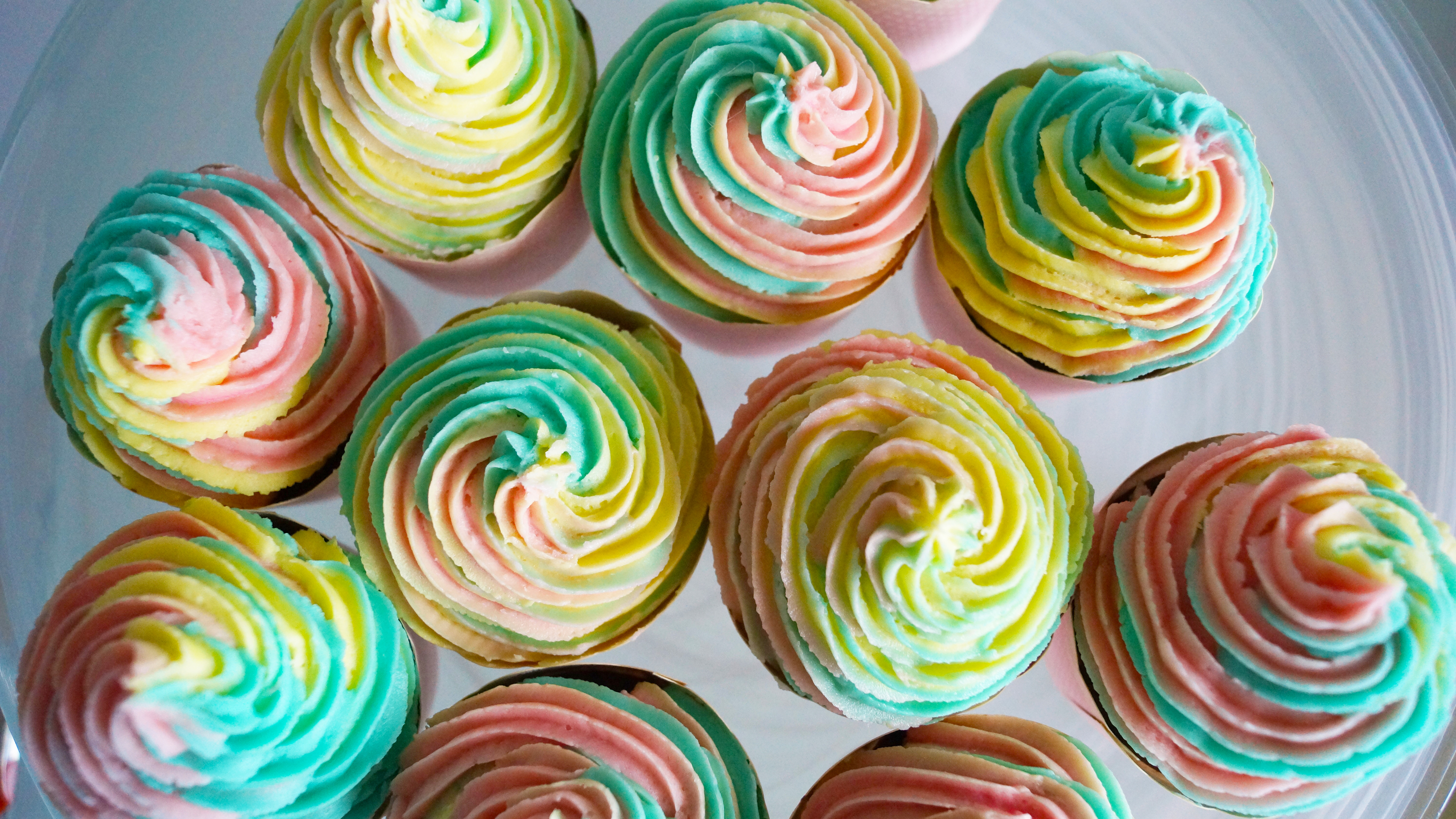 Rainbow Cupcake Frosting Recipe and Tutorial at EverSoBritty.com