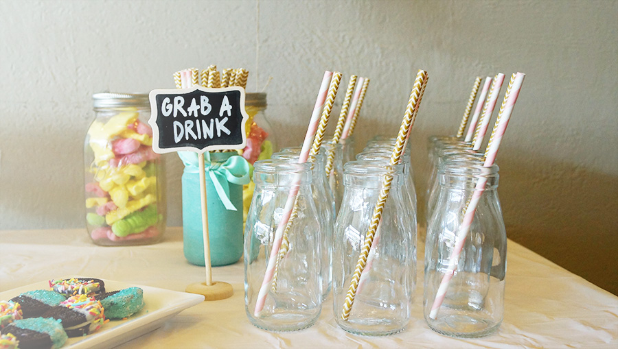 Mini Milk Bottles | A Green and Gold Baby Shower | With Free Printables | Find more at Eversobritty.com