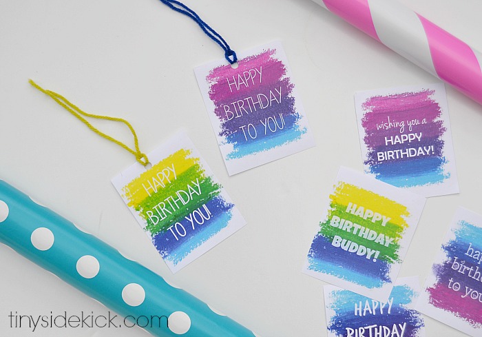 Printable Gift Tags from Hey There Home - Happy Weekend + 5 Things I Love from EverSoBritty.com. Find more gifting inspiration, crafts and DIYS here.