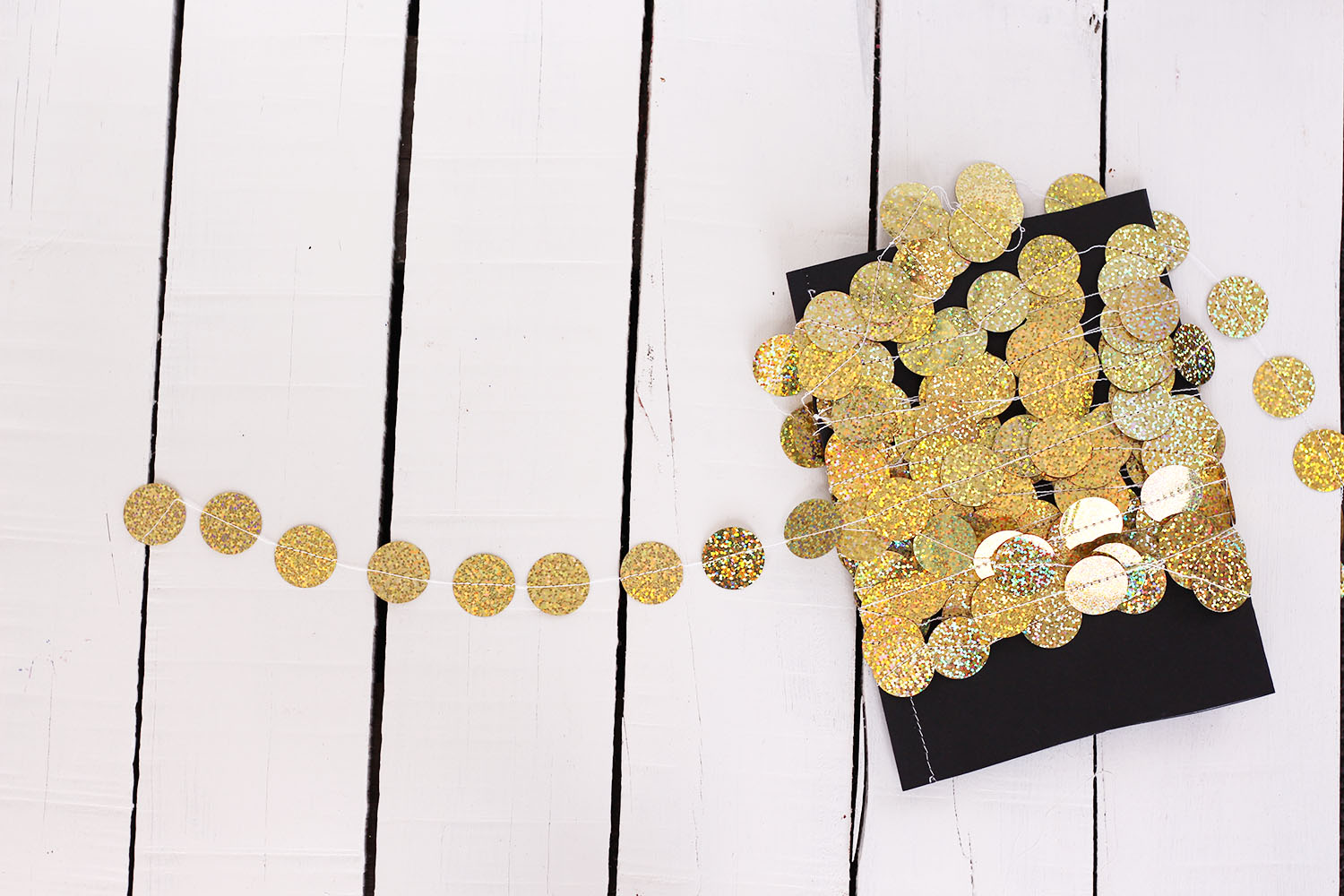 DIY Gold Holographic Party Garland